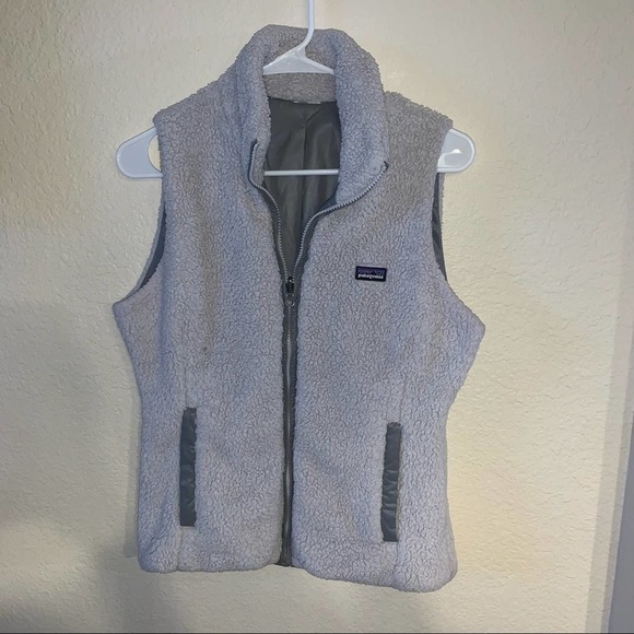 Patagonia Women's Fluffy Reversible Vest Size Medium - Picture 1 of 4